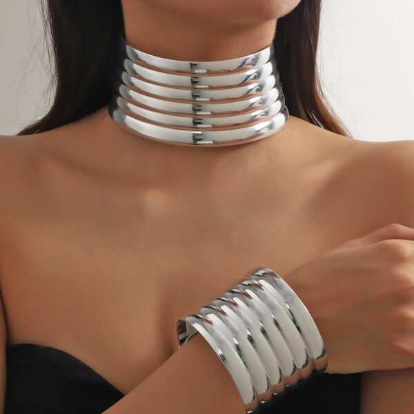 European And American Personalized Metal Collar Bracelet Suit Women - Image 5