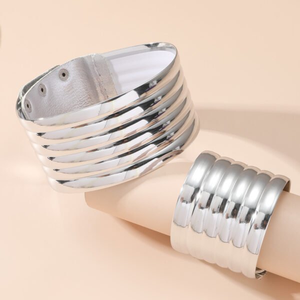 European And American Personalized Metal Collar Bracelet Suit Women - Image 4