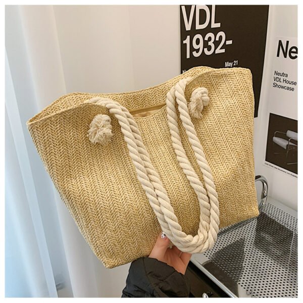 Women's Fashion Straw Large Capacity Shoulder Handbag - Image 2