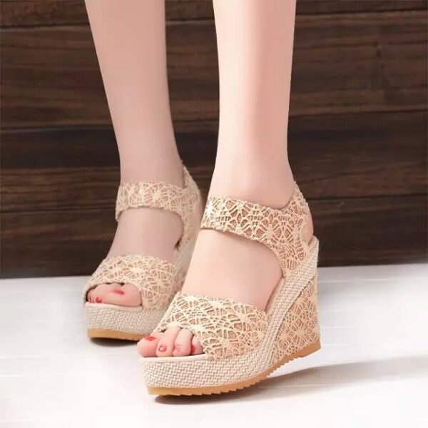 Flat bottom high heel sandals - Image 6