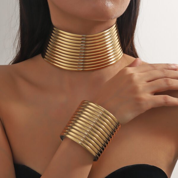 European And American Personalized Metal Collar Bracelet Suit Women - Image 2